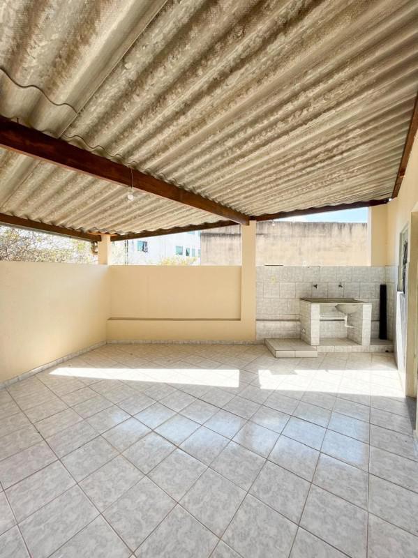 Casa, Vale das Amendoeiras, 2 Quartos, 1 Vaga