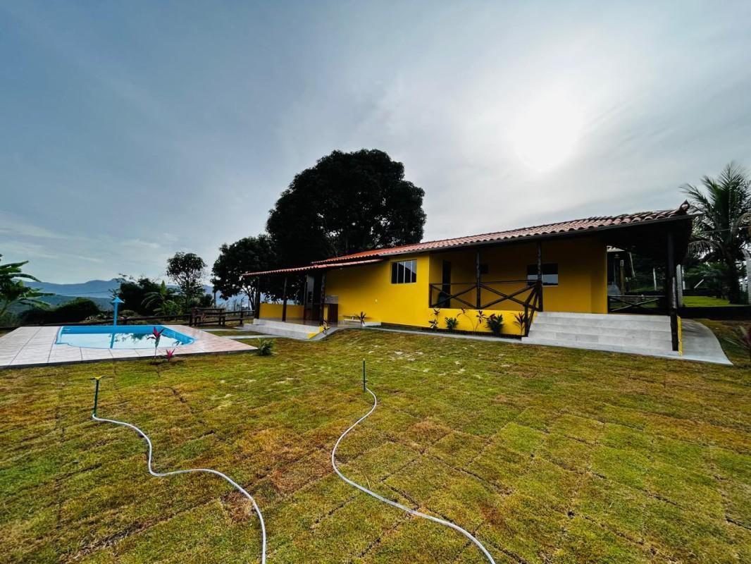 Fazenda, Souza, 3 Quartos, 0 Vaga