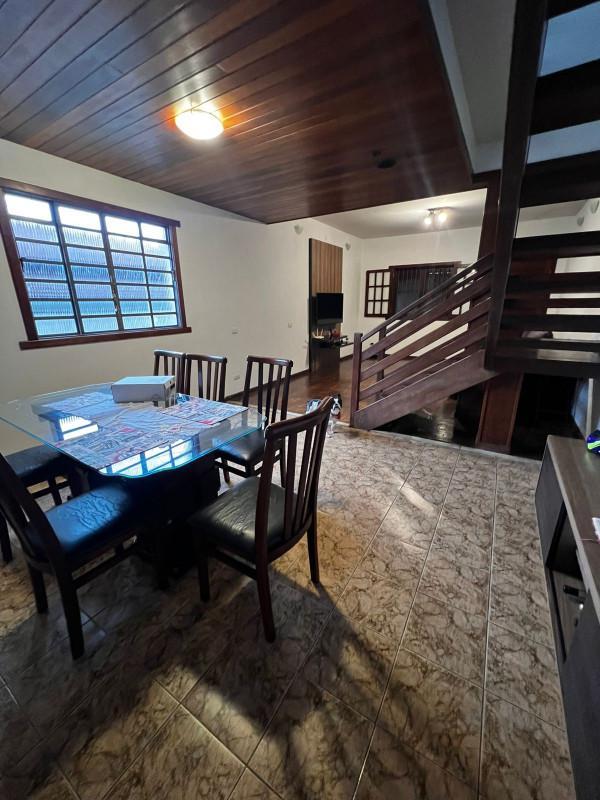 Casa, Coqueiros, 4 Quartos, 2 Vagas, 1 Suíte