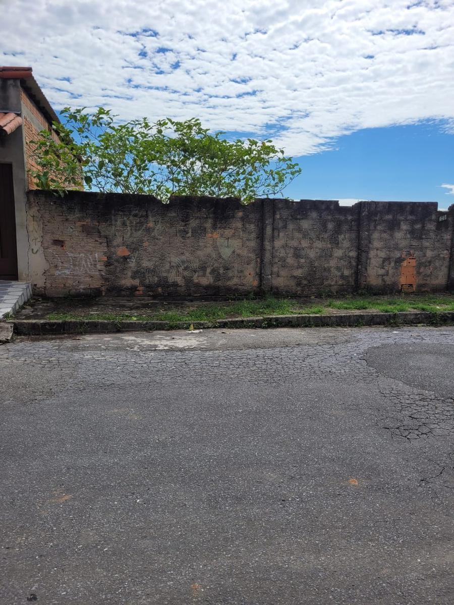 Lote, Monte Castelo, 0 Quarto, 0 Vaga