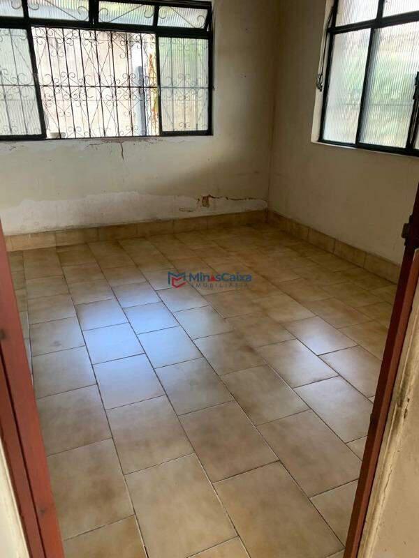 Casa, Centro Sul, 4 Quartos, 2 Vagas, 2 Suítes