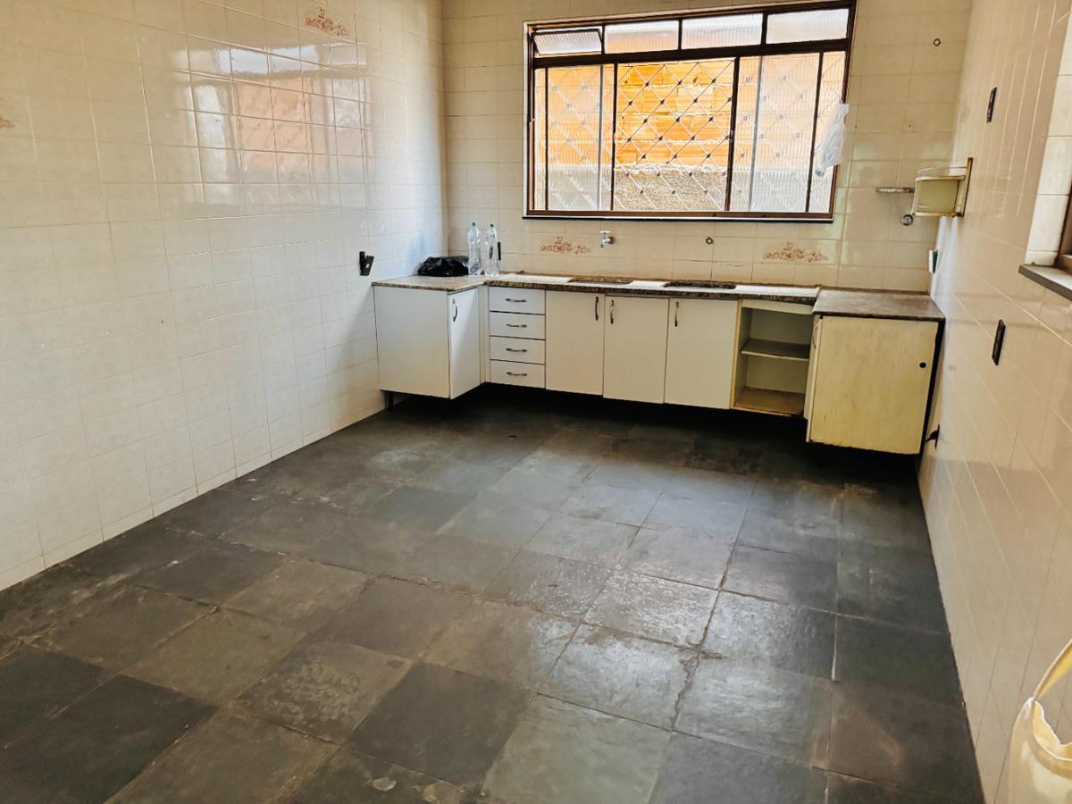 Casa, Jardim Atlântico, 5 Quartos, 4 Vagas, 1 Suíte