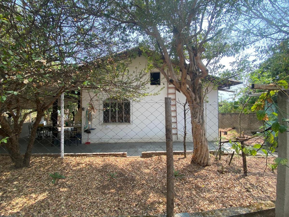 Lote, Centro, 3 Quartos, 0 Vaga, 1 Suíte