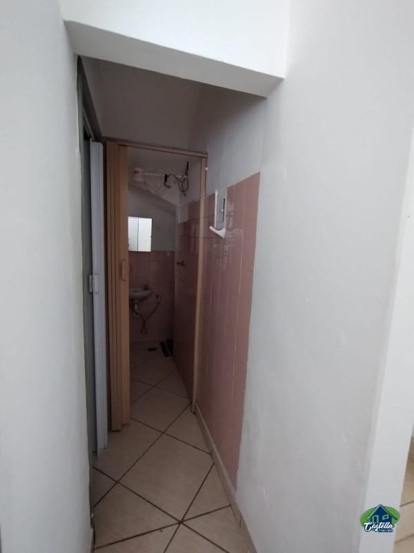 Casa, Cachoeirinha, 2 Quartos, 0 Vaga