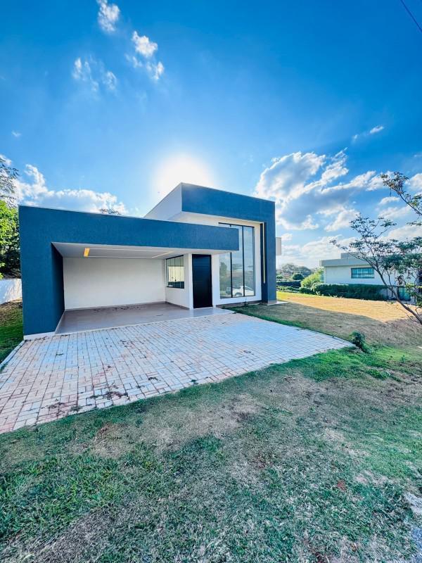 Casa, Serra dos Bandeirantes, 3 Quartos, 2 Vagas, 1 Suíte