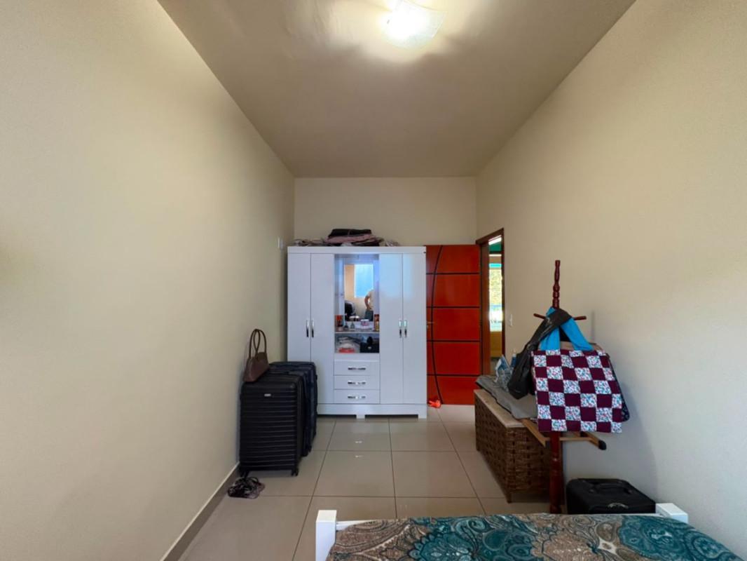 Casa, Três Barras, 3 Quartos, 2 Vagas, 1 Suíte