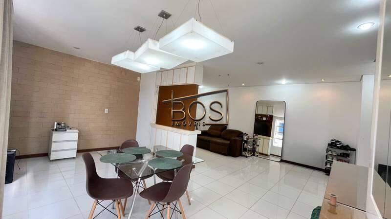 Apartamento, Funcionários, 2 Quartos, 2 Vagas, 1 Suíte