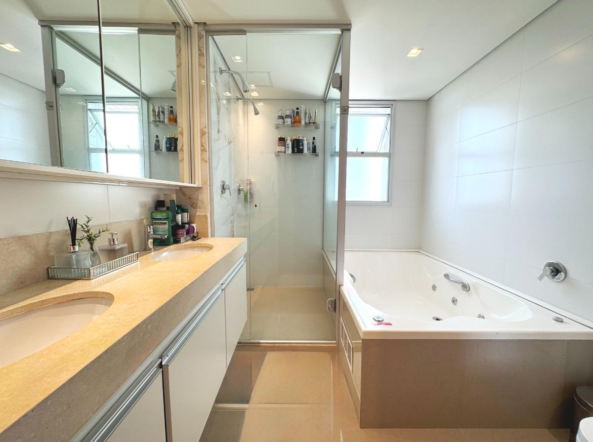 Apartamento, Lourdes, 4 Quartos, 4 Vagas, 2 Suítes