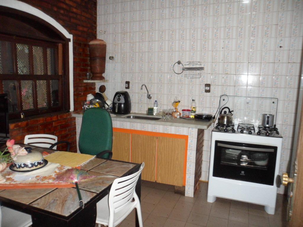 Casa, Centro, 4 Quartos, 10 Vagas, 1 Suíte