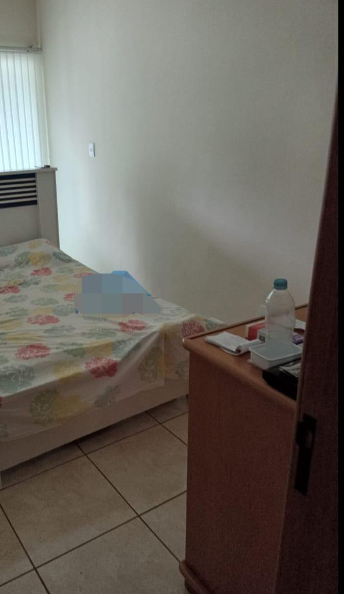 Casa, Central, 2 Quartos, 2 Vagas