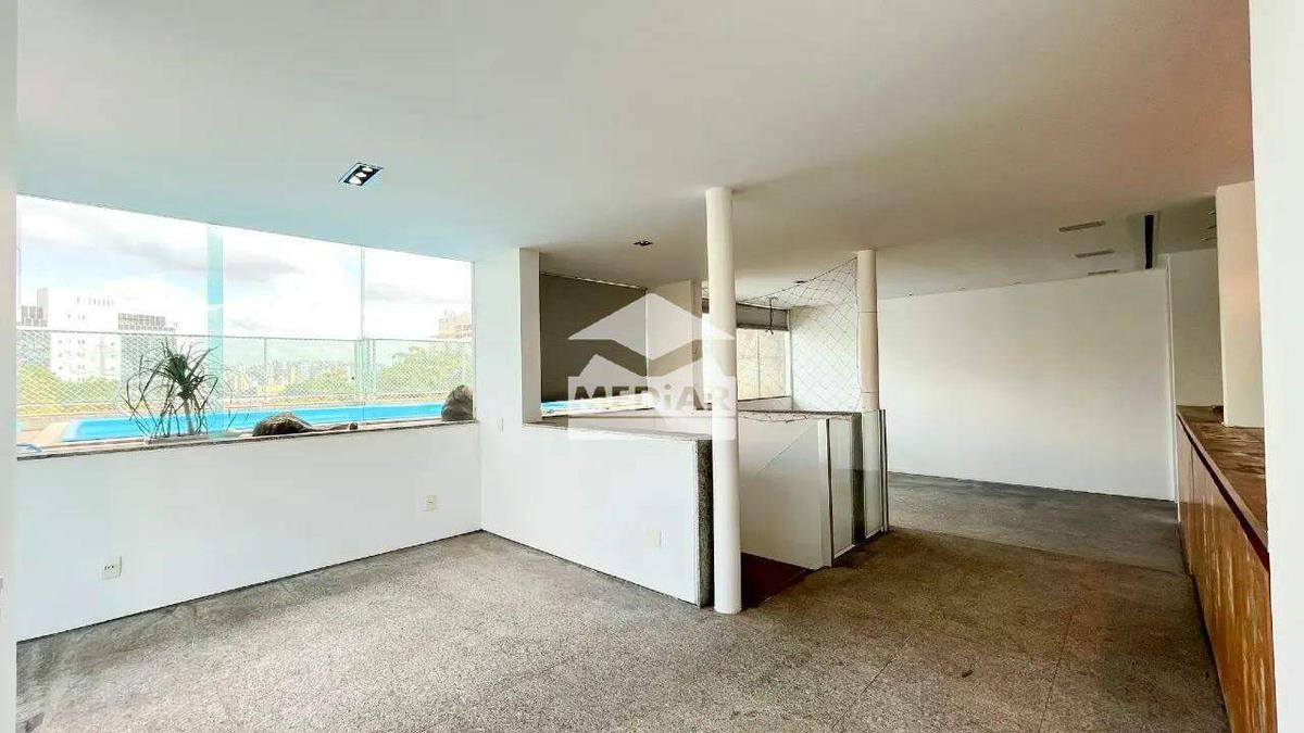 Cobertura, Serra, 4 Quartos, 2 Vagas, 1 Suíte
