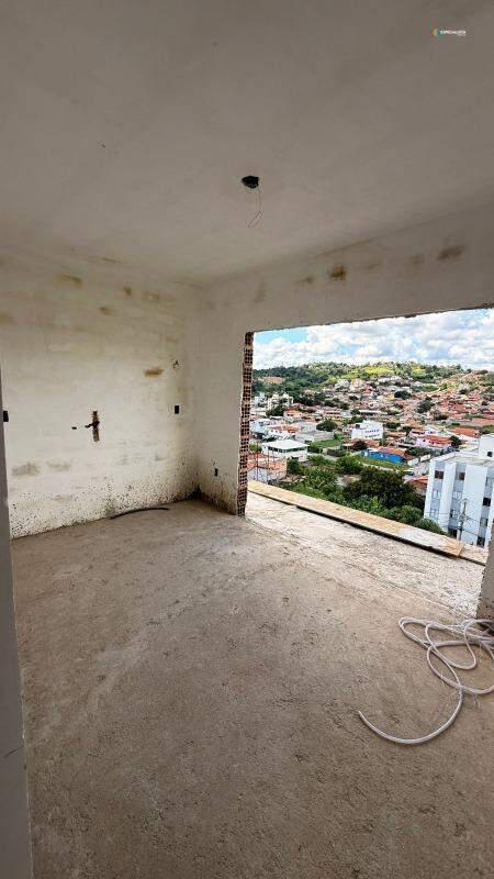 Casa, Adeodato, 3 Quartos, 2 Vagas, 1 Suíte