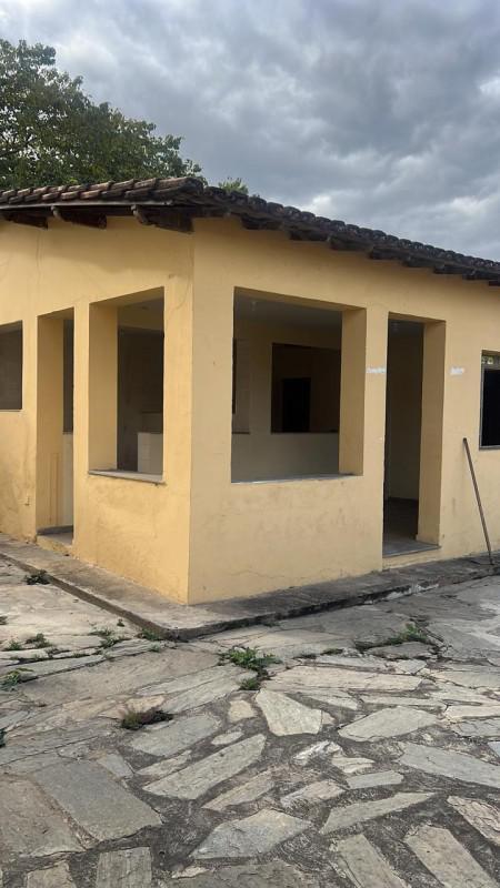 Casa, Centro, 3 Quartos, 0 Vaga, 3 Suítes