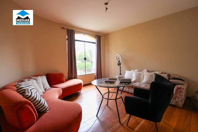 Casa, Buritis, 4 Quartos, 4 Vagas, 1 Suíte