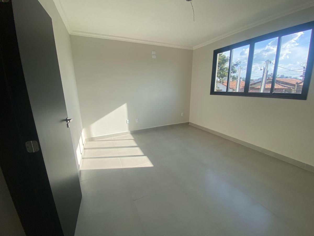 Casa, Itapoã, 3 Quartos, 2 Vagas, 1 Suíte