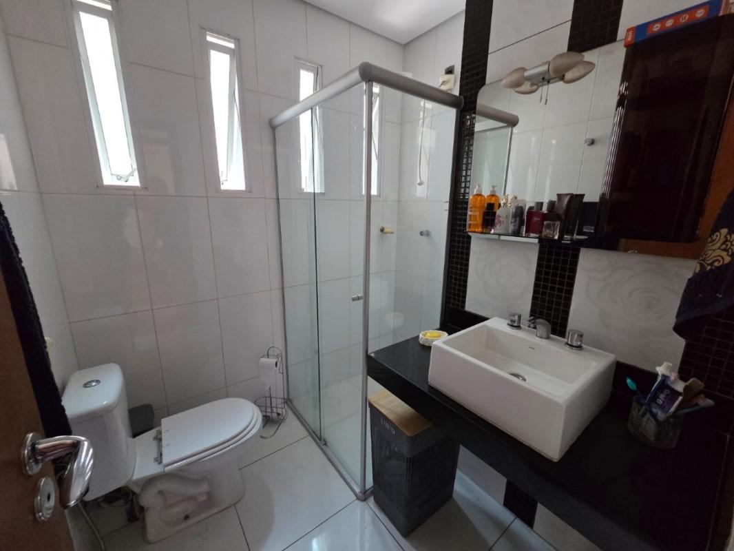 Casa, Aparecida, 4 Quartos, 6 Vagas, 1 Suíte