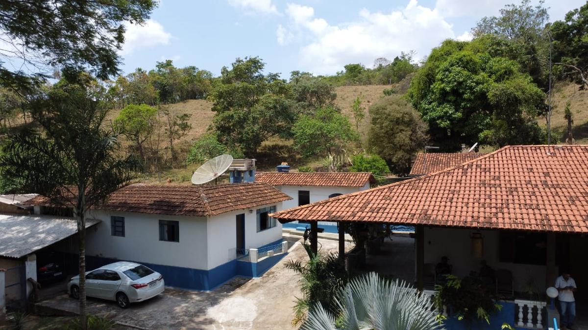 Fazenda, Centro, 3 Quartos, 10 Vagas, 2 Suítes