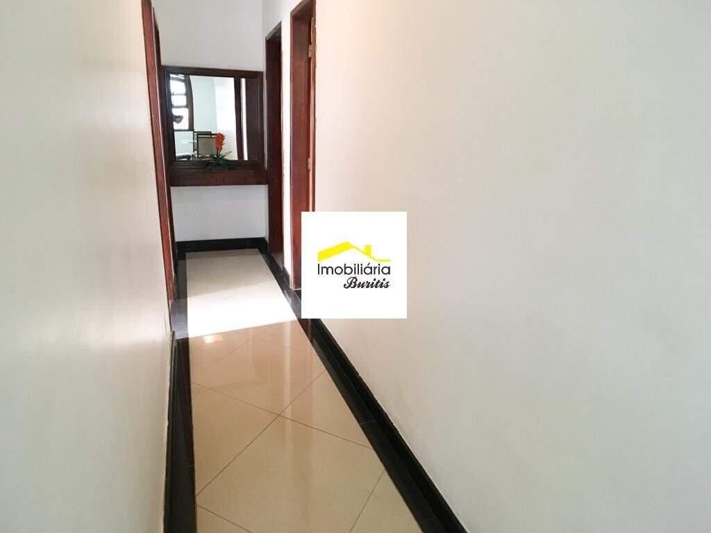 Casa, Estrela do Oriente, 4 Quartos, 3 Vagas, 1 Suíte