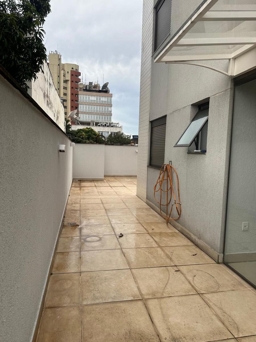 Apartamento, Floresta, 2 Quartos, 2 Vagas, 1 Suíte