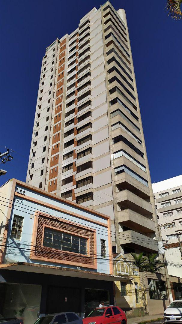 Apartamento, Centro, 4 Quartos, 2 Vagas, 2 Suítes