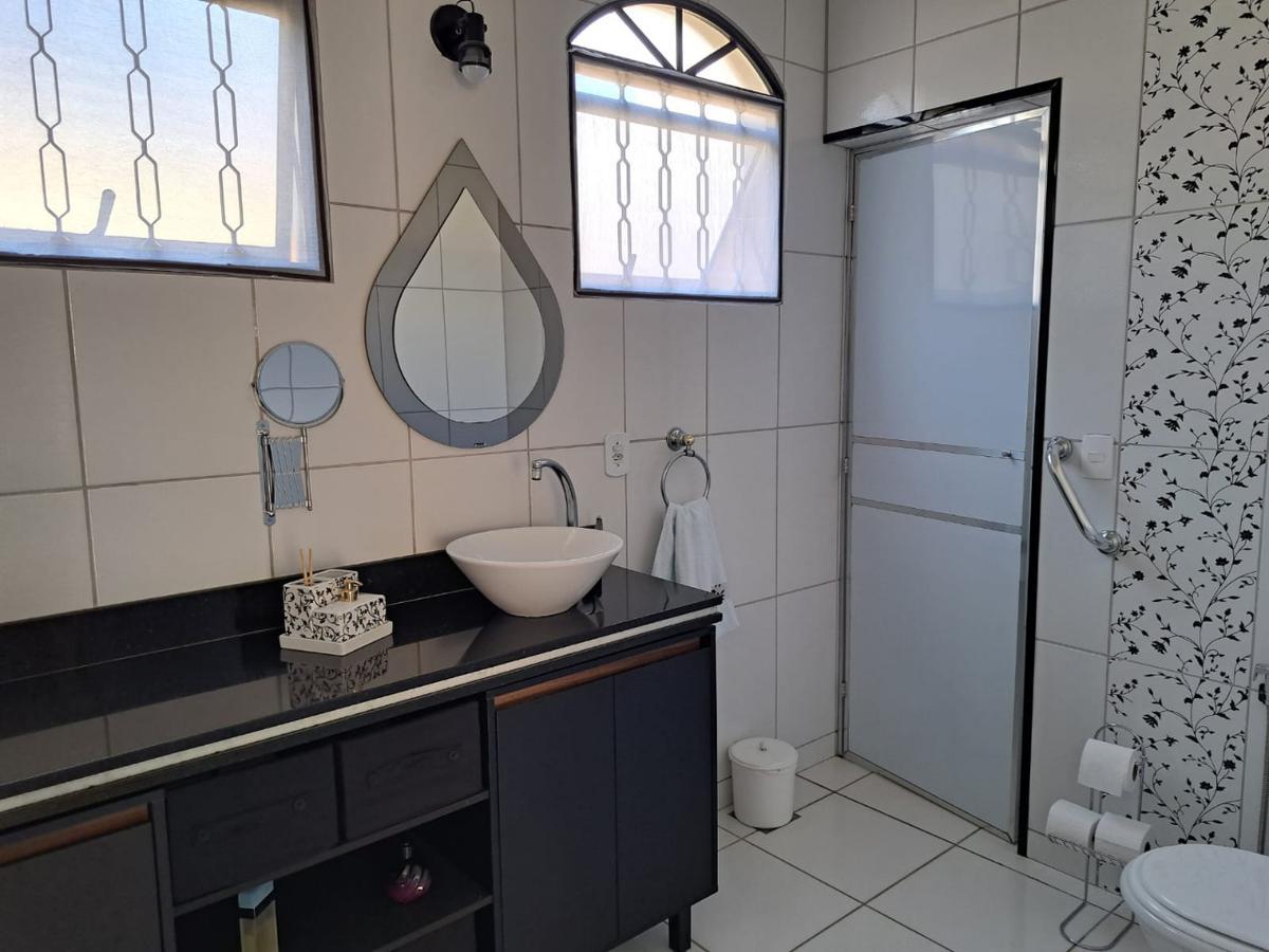 Casa, Guarujá, 3 Quartos, 2 Vagas, 1 Suíte