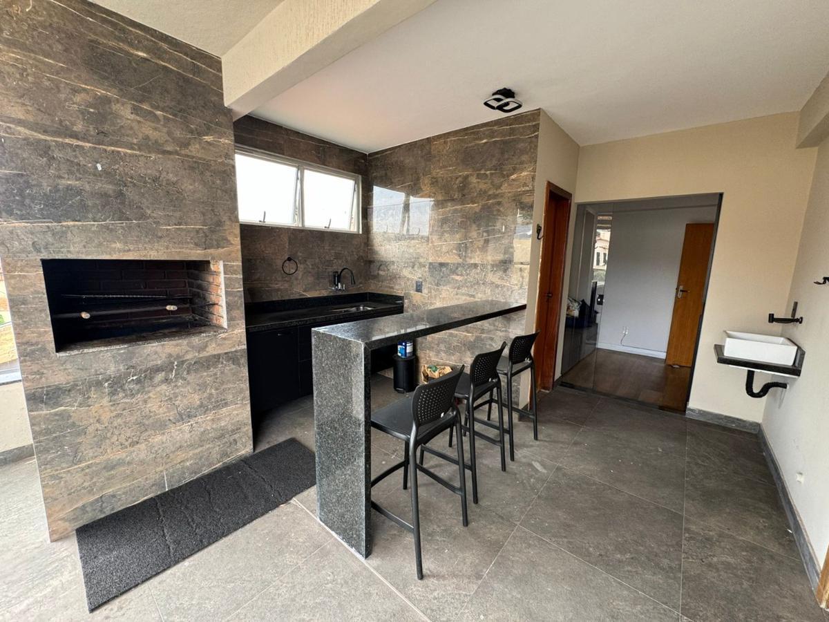 Cobertura, Santa Cruz, 4 Quartos, 2 Vagas, 2 Suítes