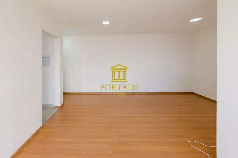 Apartamento, Castelo, 3 Quartos, 1 Vaga, 1 Suíte