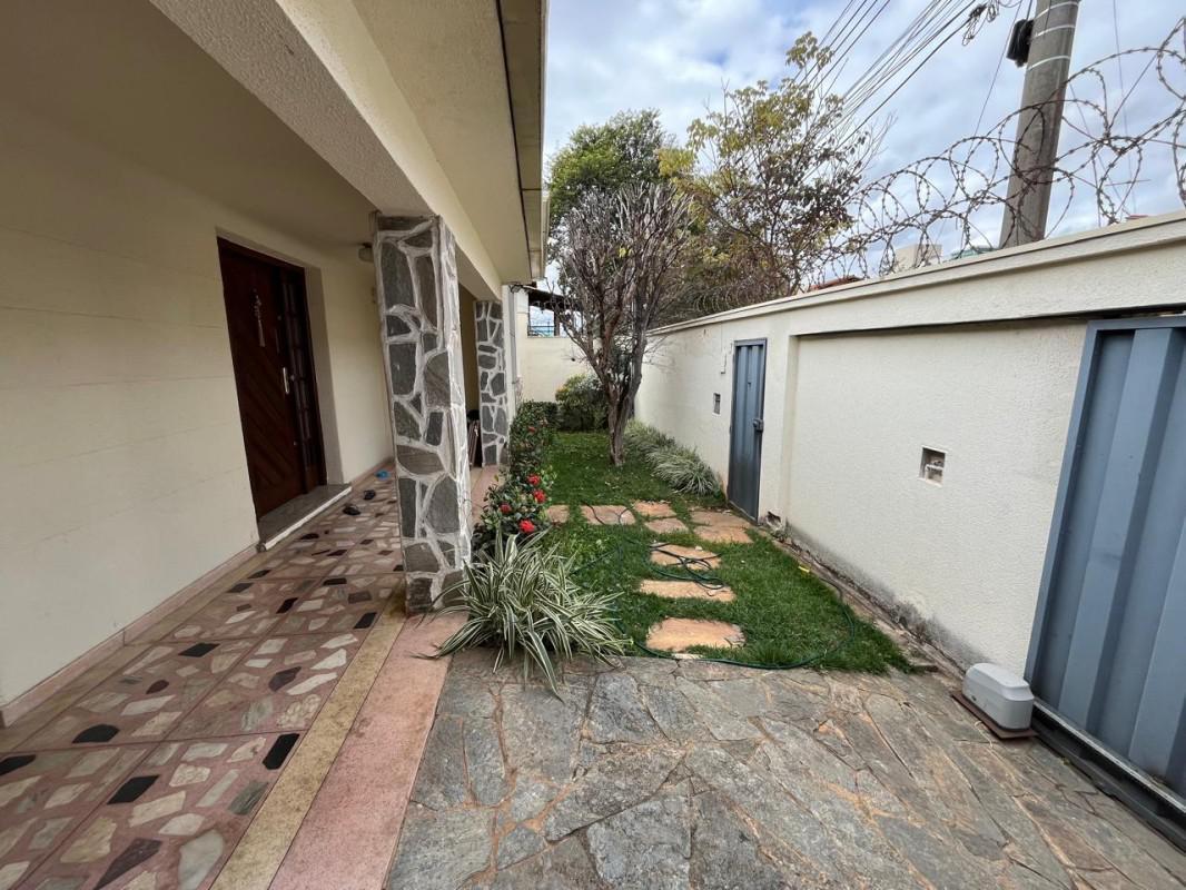 Casa, Calafate, 5 Quartos, 3 Vagas, 1 Suíte