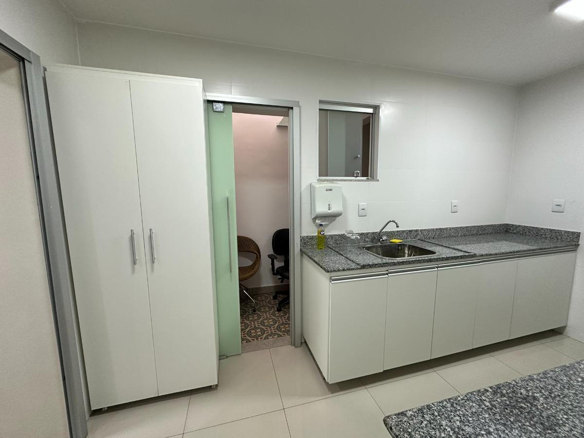 Sala, Santa Efigênia, 0 Quarto, 0 Vaga