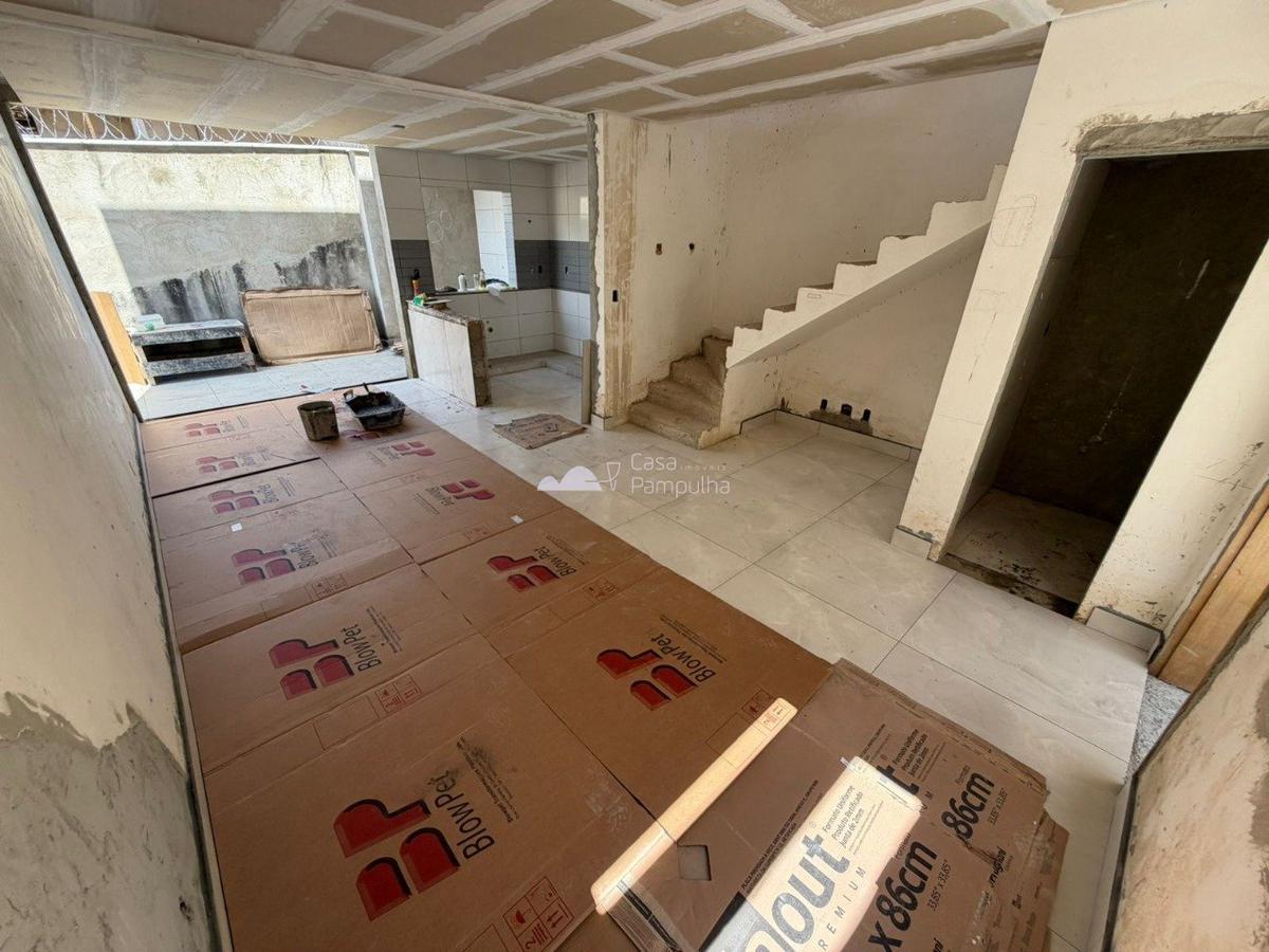 Casa, Itapoã, 3 Quartos, 2 Vagas, 1 Suíte