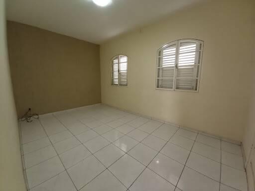 Casa, Centro, 3 Quartos, 2 Vagas