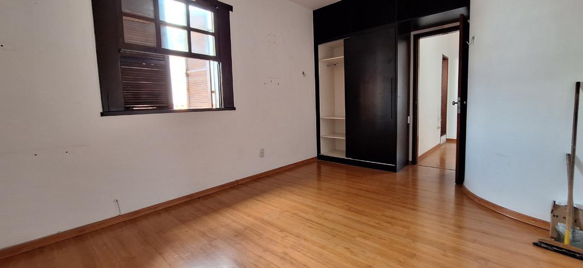 Casa, Floresta, 4 Quartos, 3 Vagas, 1 Suíte