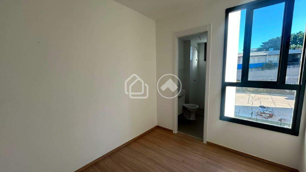 Apartamento, Estoril, 2 Quartos, 1 Vaga, 1 Suíte