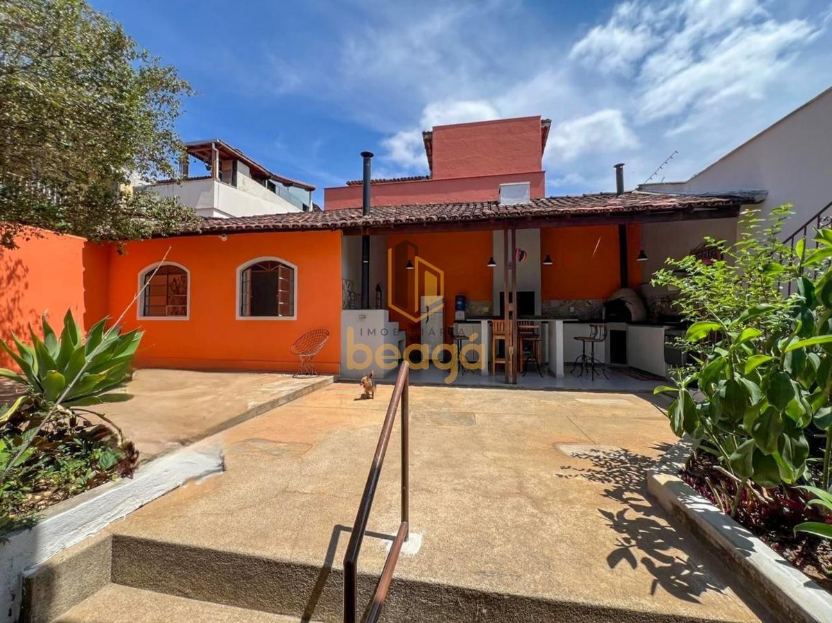 Casa, Ouro Preto, 4 Quartos, 3 Vagas, 1 Suíte