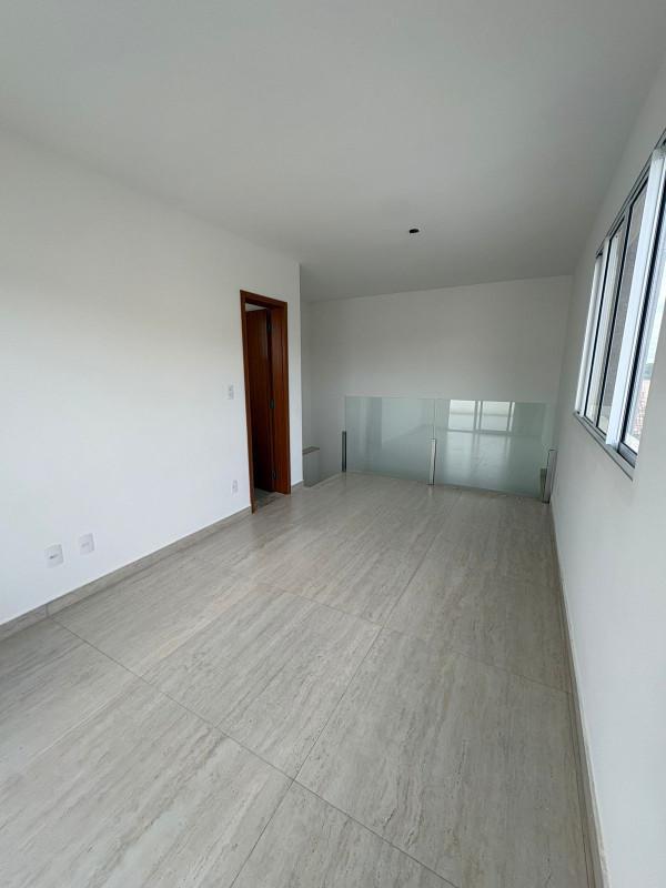 Cobertura, Santa Cruz (barreiro), 3 Quartos, 2 Vagas, 1 Suíte