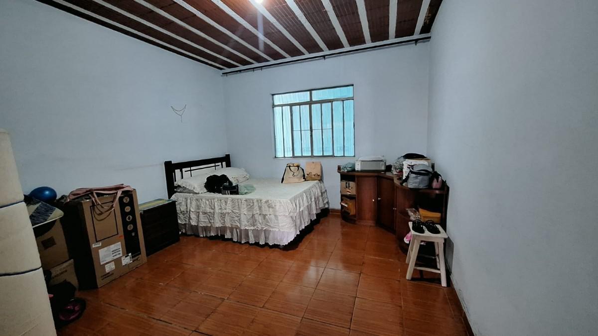 Casa, Industrial Itaú, 3 Quartos, 3 Vagas, 1 Suíte