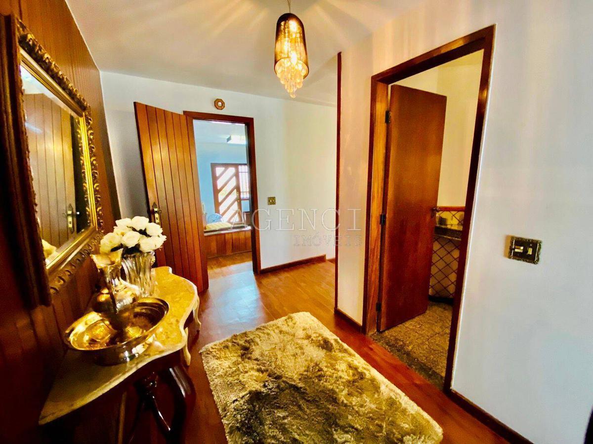 Casa, Bandeirantes (pampulha), 4 Quartos, 0 Vaga, 1 Suíte