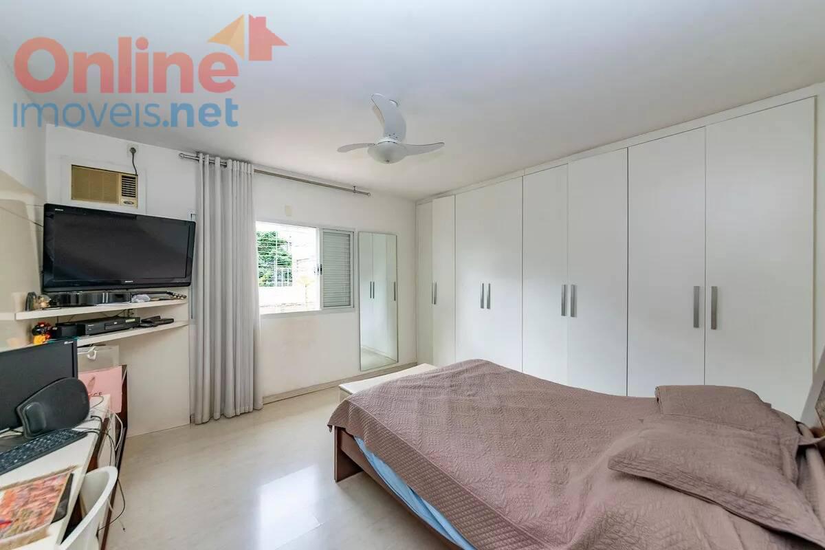 Casa, Gutierrez, 4 Quartos, 0 Vaga, 3 Suítes