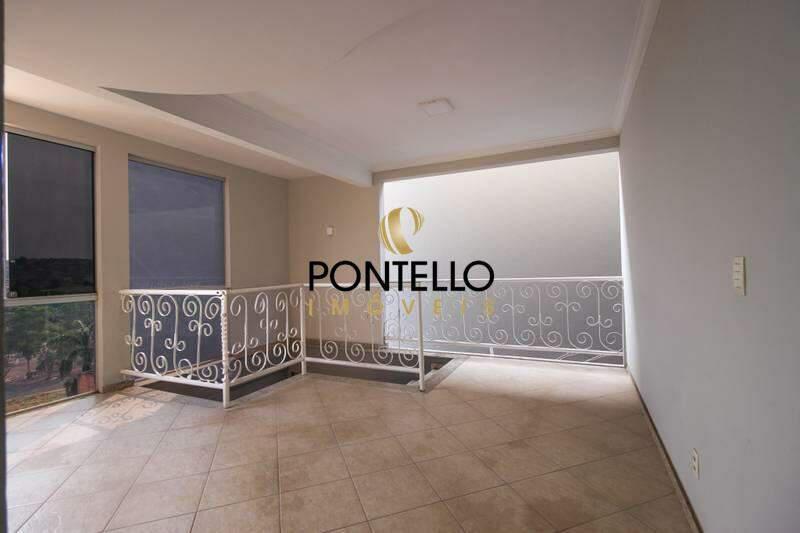 Casa, João Pinheiro, 5 Quartos, 5 Vagas, 1 Suíte