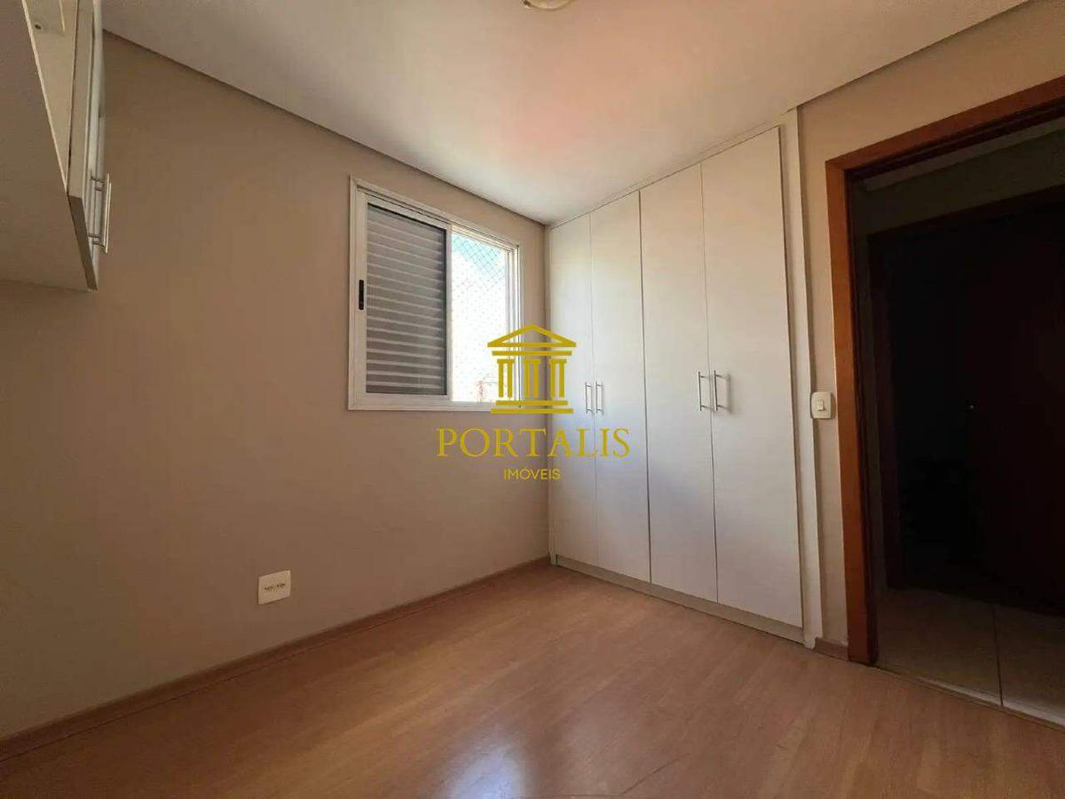 Apartamento, Floresta, 3 Quartos, 2 Vagas, 1 Suíte