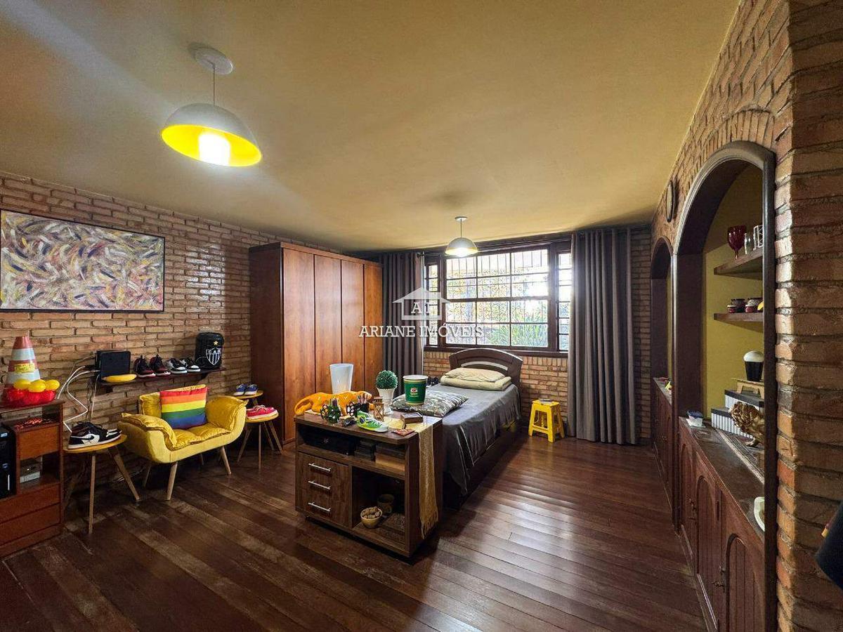 Casa, Bandeirantes (pampulha), 4 Quartos, 10 Vagas, 3 Suítes