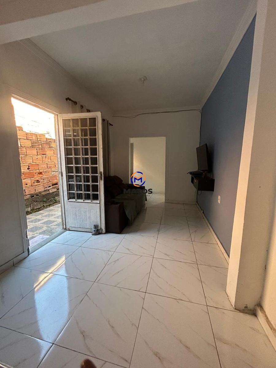 Casa, Conjunto Cristina (são Benedito), 2 Quartos, 0 Vaga, 1 Suíte