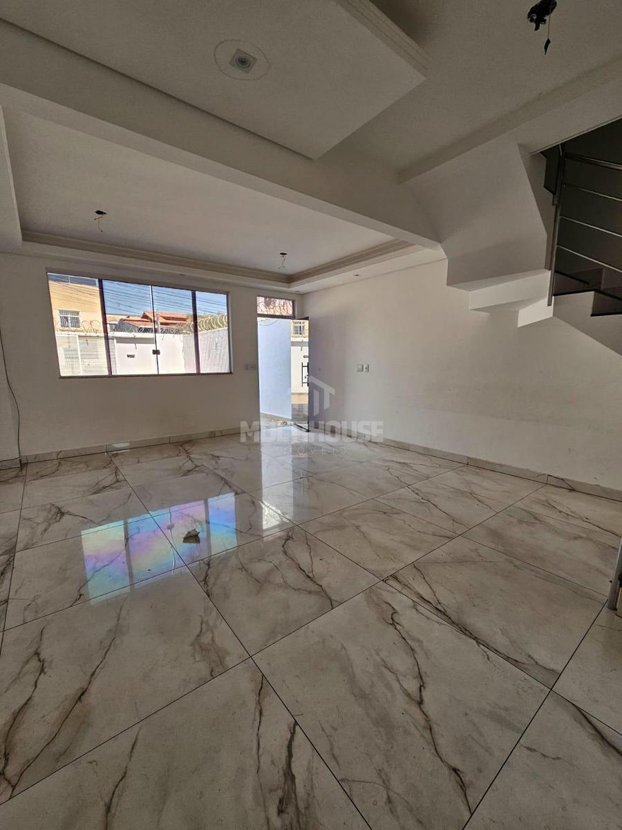 Casa, Santa Mônica, 3 Quartos, 2 Vagas, 1 Suíte