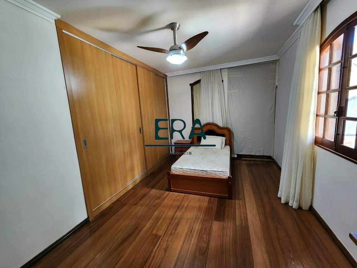Casa, Santa Lúcia, 5 Quartos, 4 Vagas, 2 Suítes