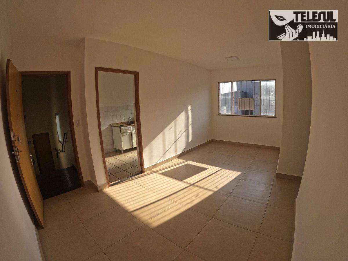 Apartamento, Centro, 2 Quartos, 0 Vaga