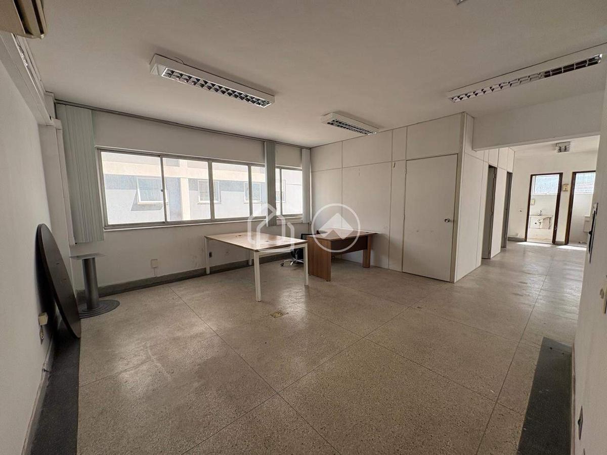 Sala, Lourdes, 1 Vaga