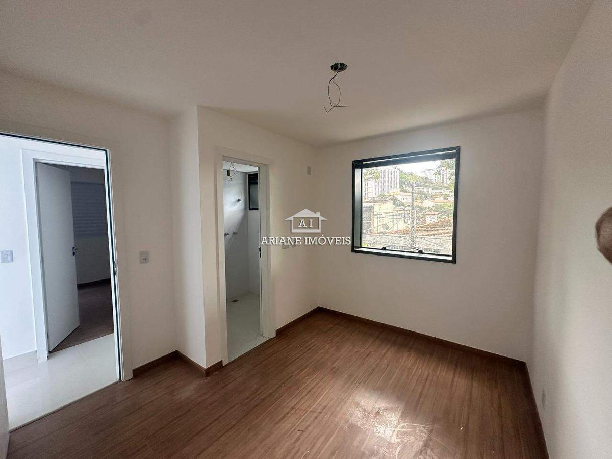 Apartamento, Vila Paris, 2 Quartos, 2 Vagas, 2 Suítes