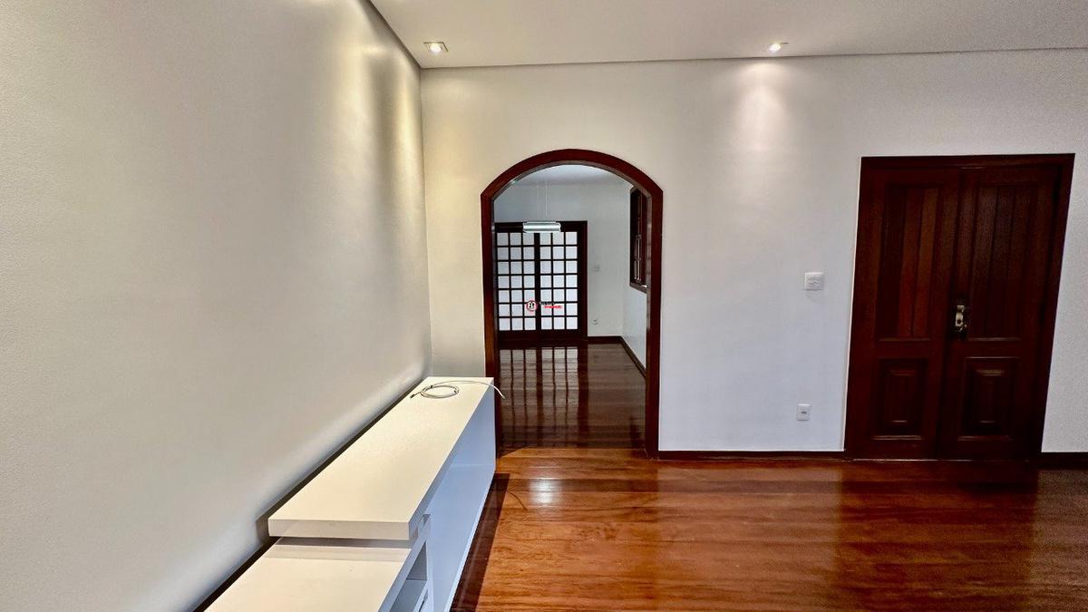 Casa, Itapoã, 3 Quartos, 4 Vagas, 1 Suíte