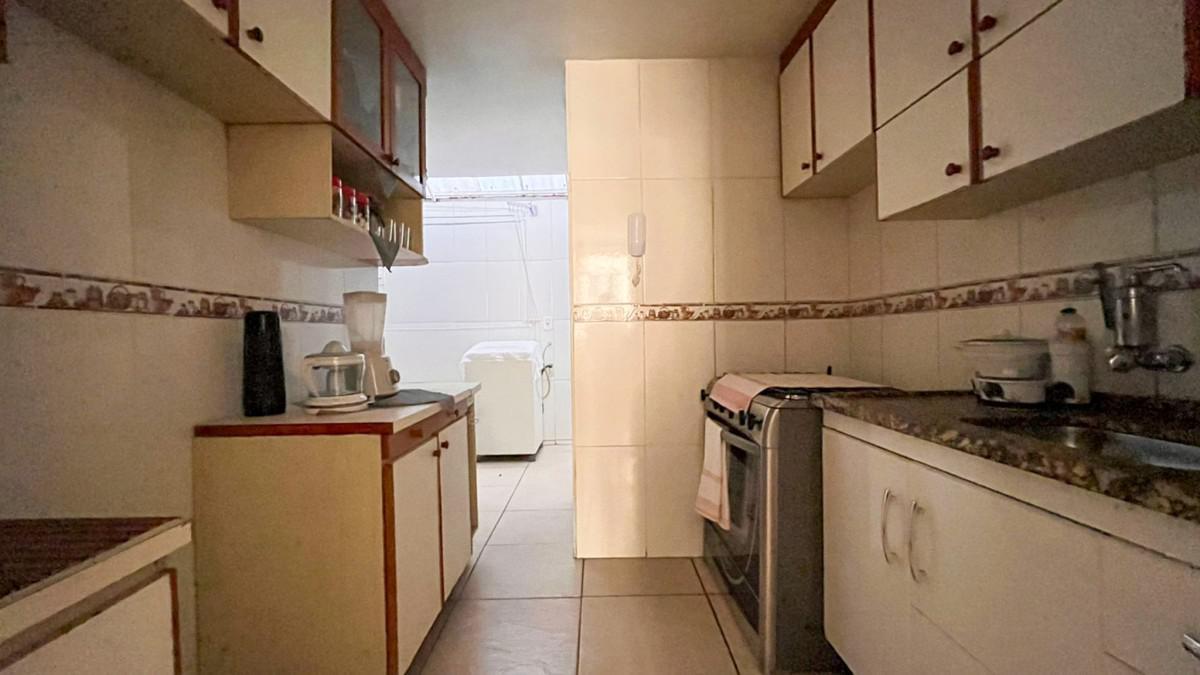 Apartamento, Sagrada Família, 2 Quartos, 1 Vaga