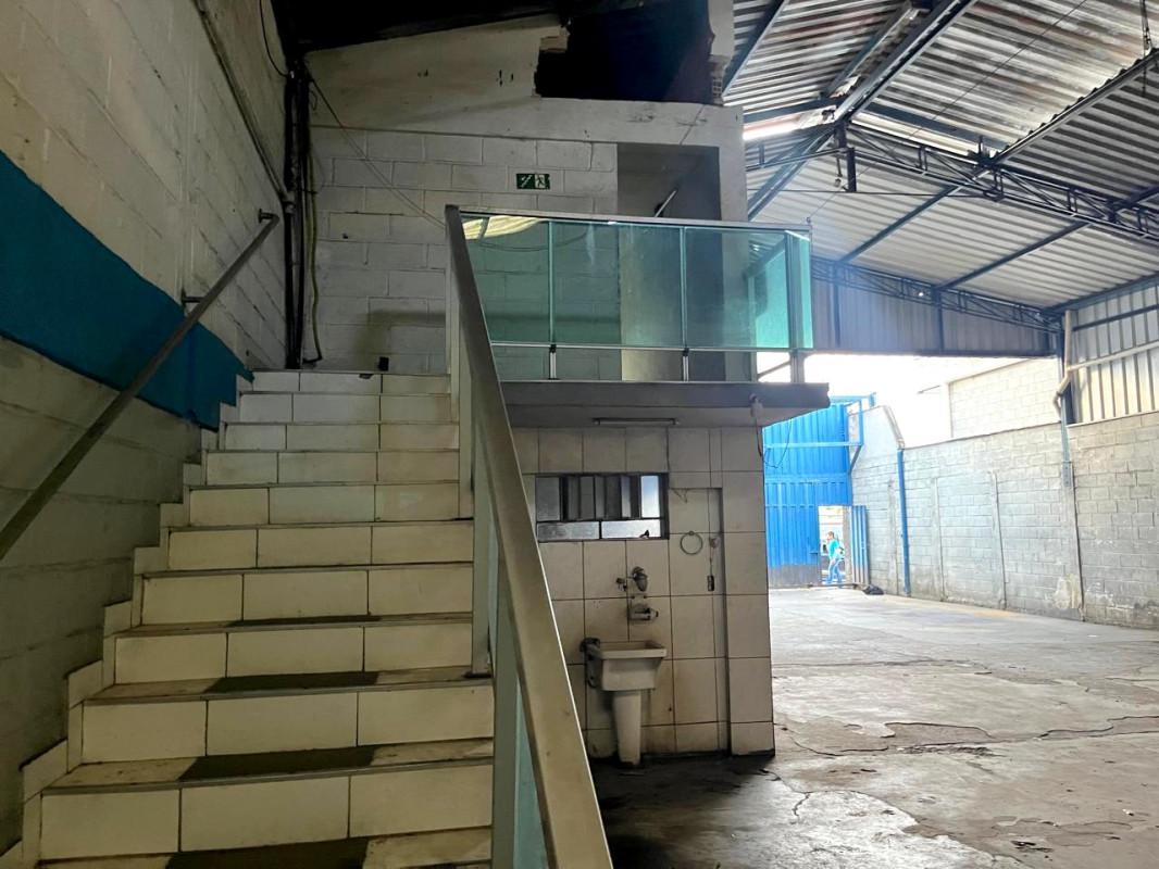 Galpão, Arvoredo, 0 Quarto, 5 Vagas